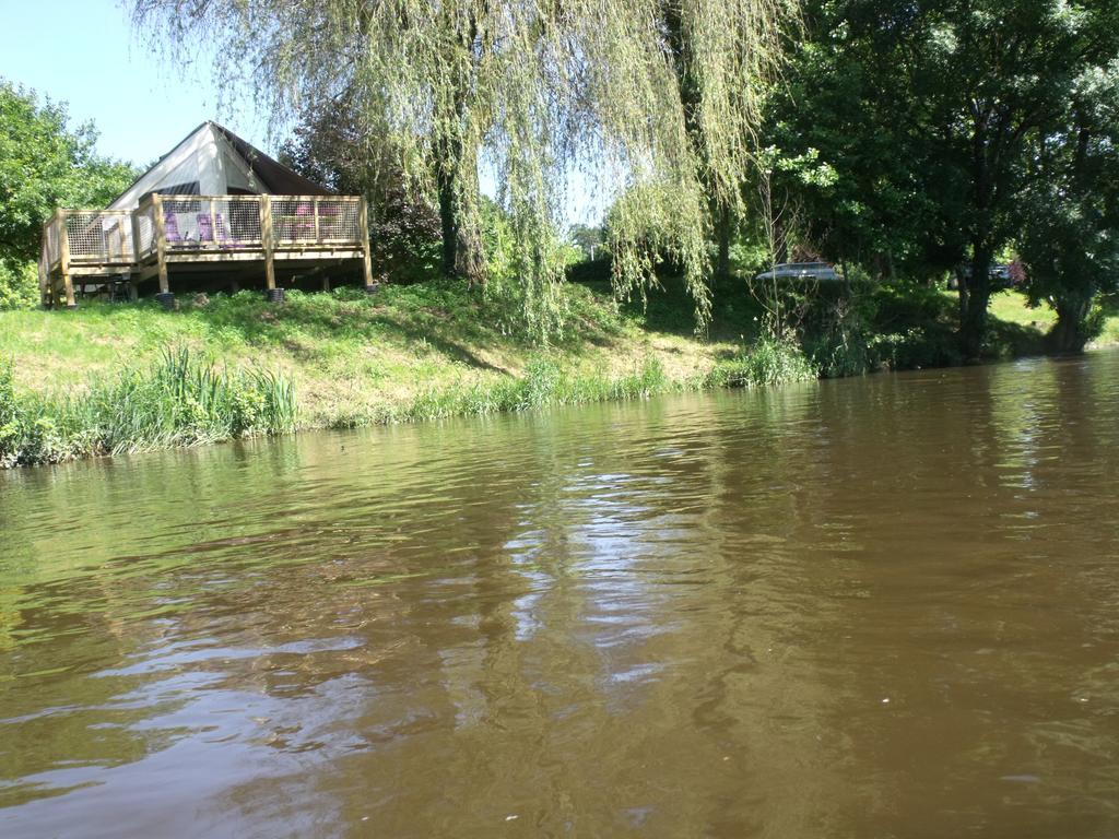 Camping Des Ribieres 콩폴랑 외부 사진