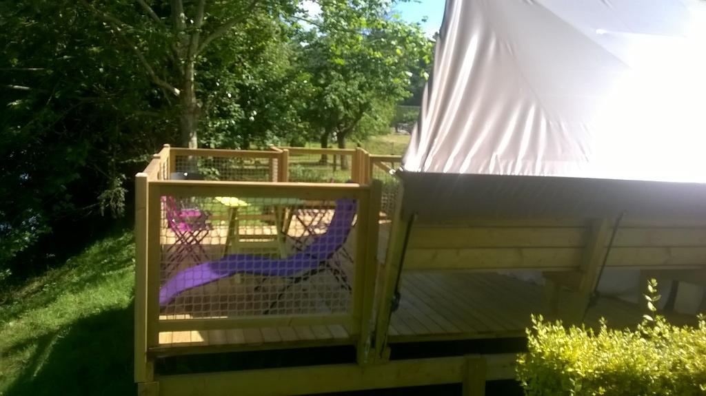 Camping Des Ribieres 콩폴랑 외부 사진