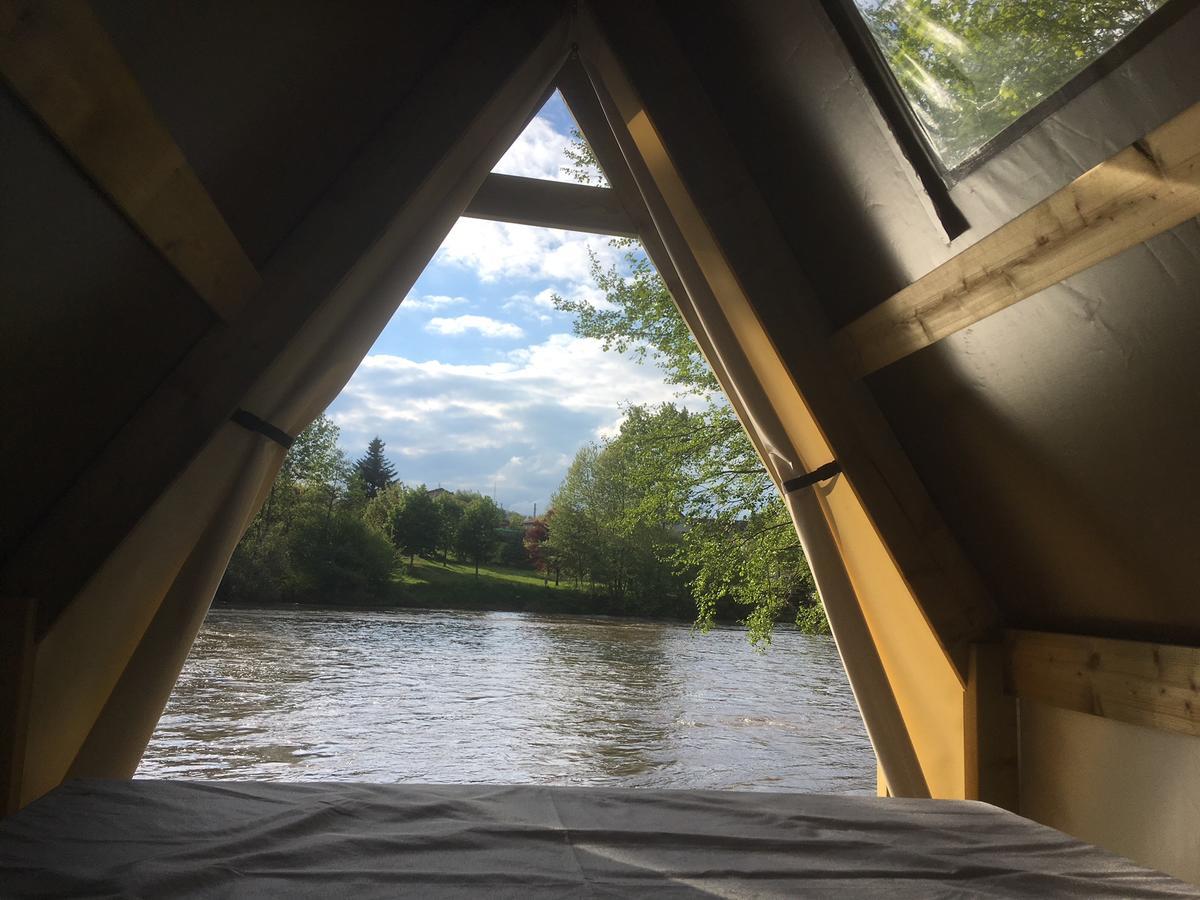 Camping Des Ribieres 콩폴랑 외부 사진
