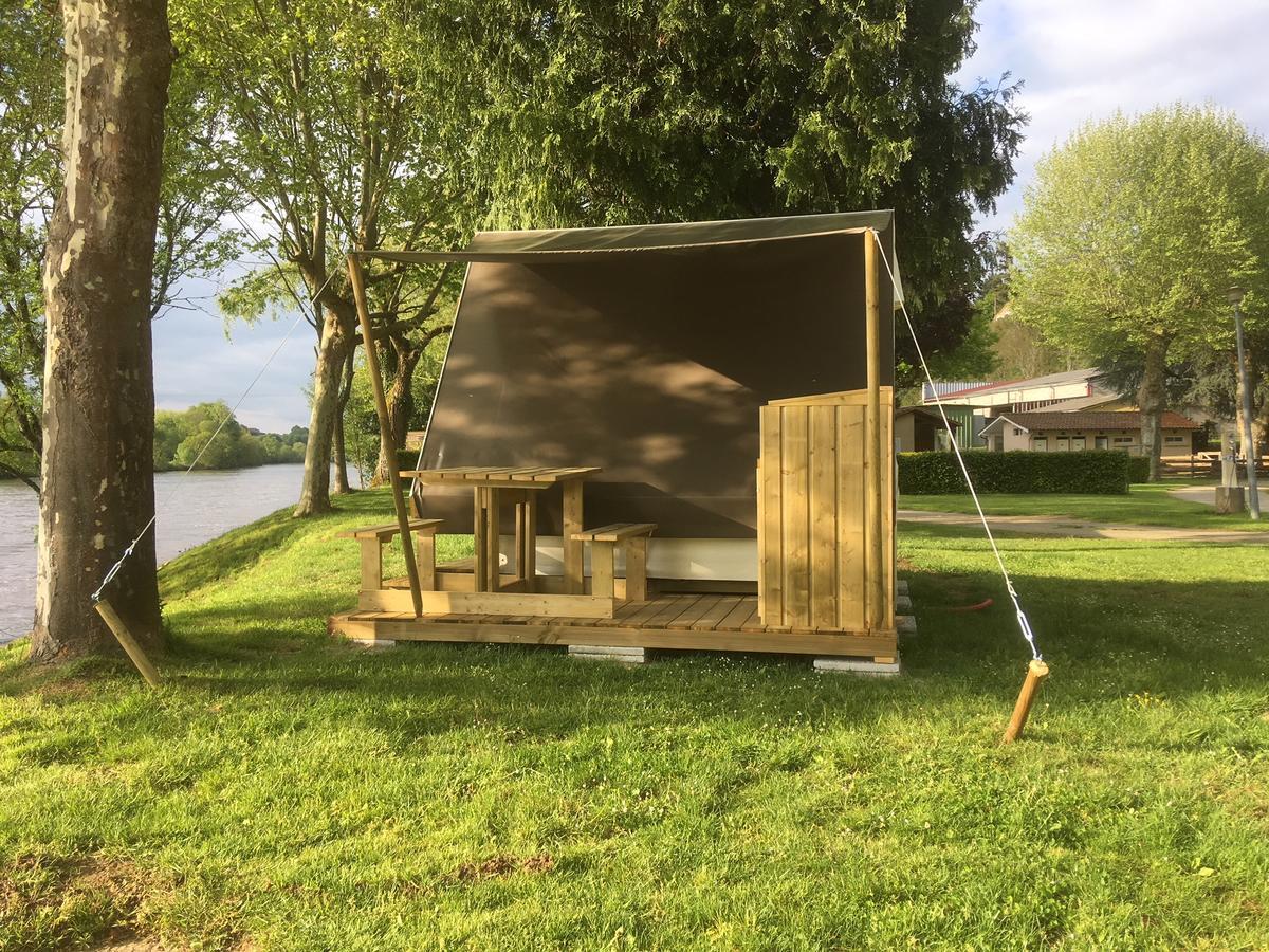 Camping Des Ribieres 콩폴랑 외부 사진