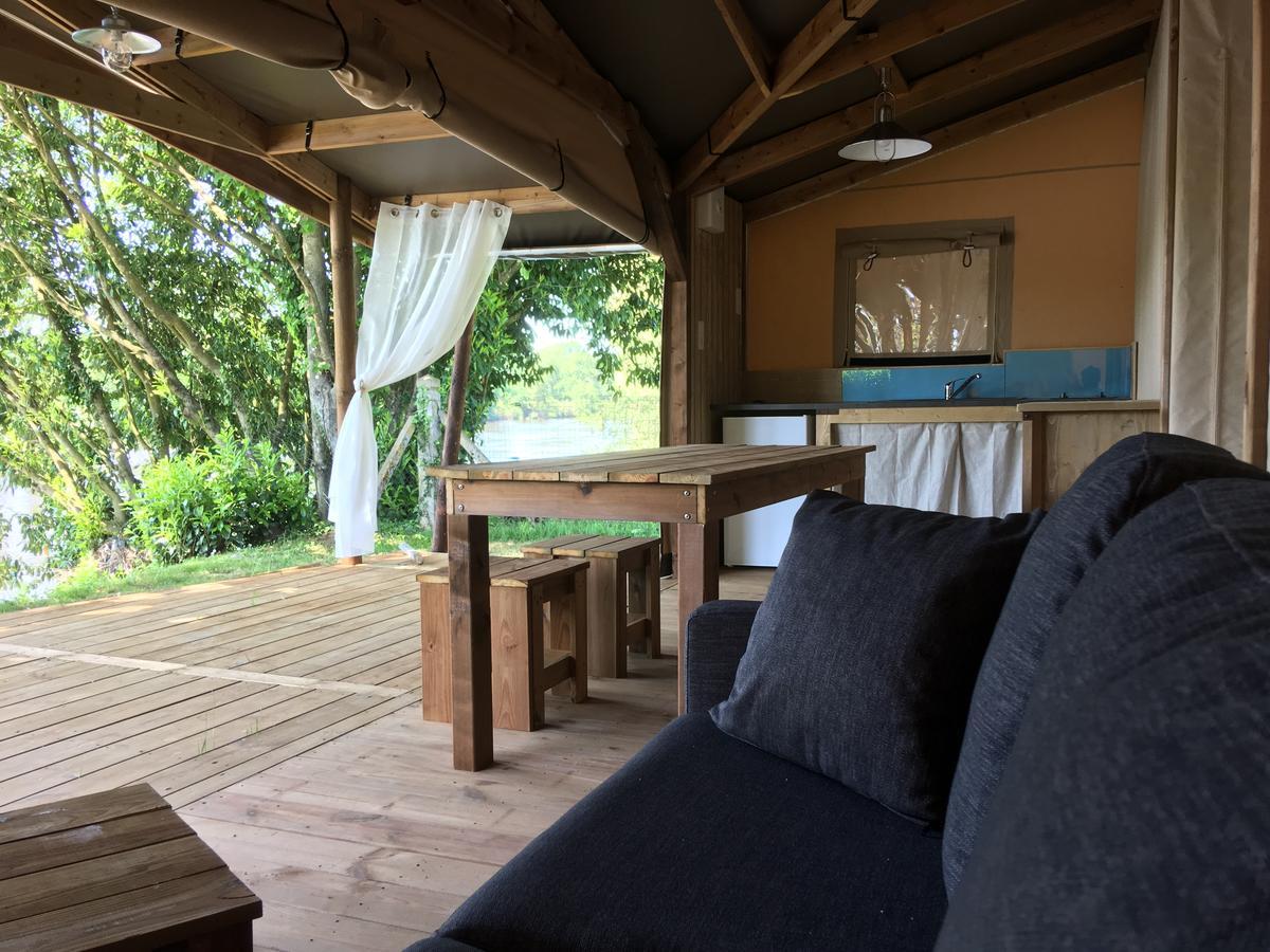 Camping Des Ribieres 콩폴랑 외부 사진